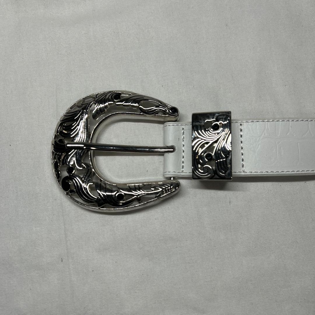 TORNADOMART 本革　コンチョ　スタッズ　ウエスタン　ベルト　レザー　白