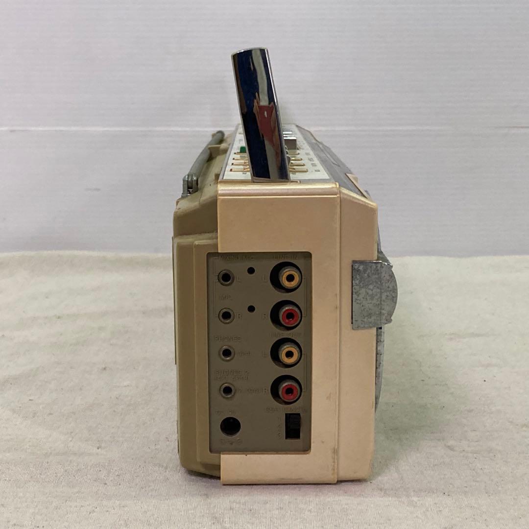 レトロ SANYO ラジオ カセット プレイヤー MR-U4SF