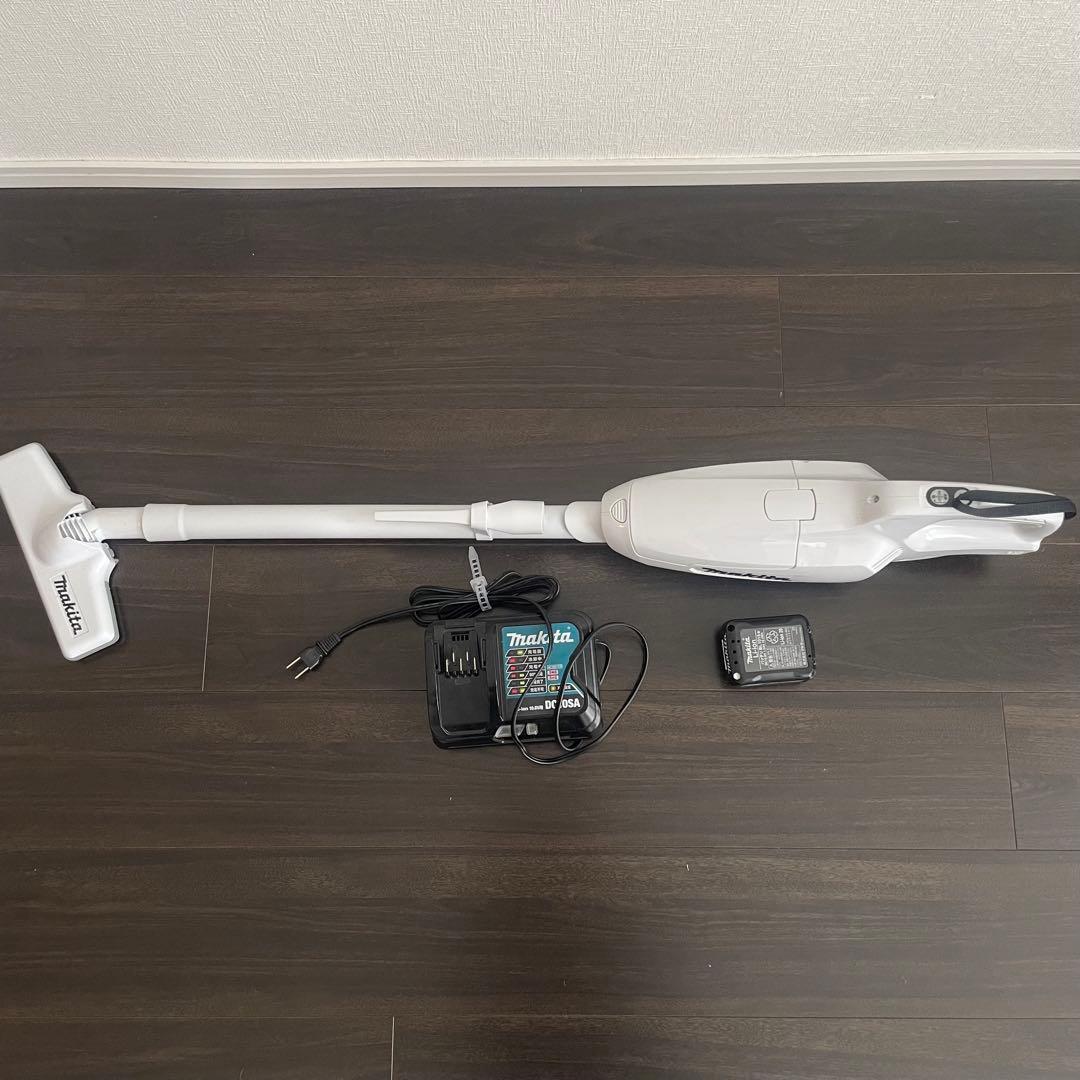 Makita CL107FDSHW 掃除機　バッテリー・充電器・紙パック付