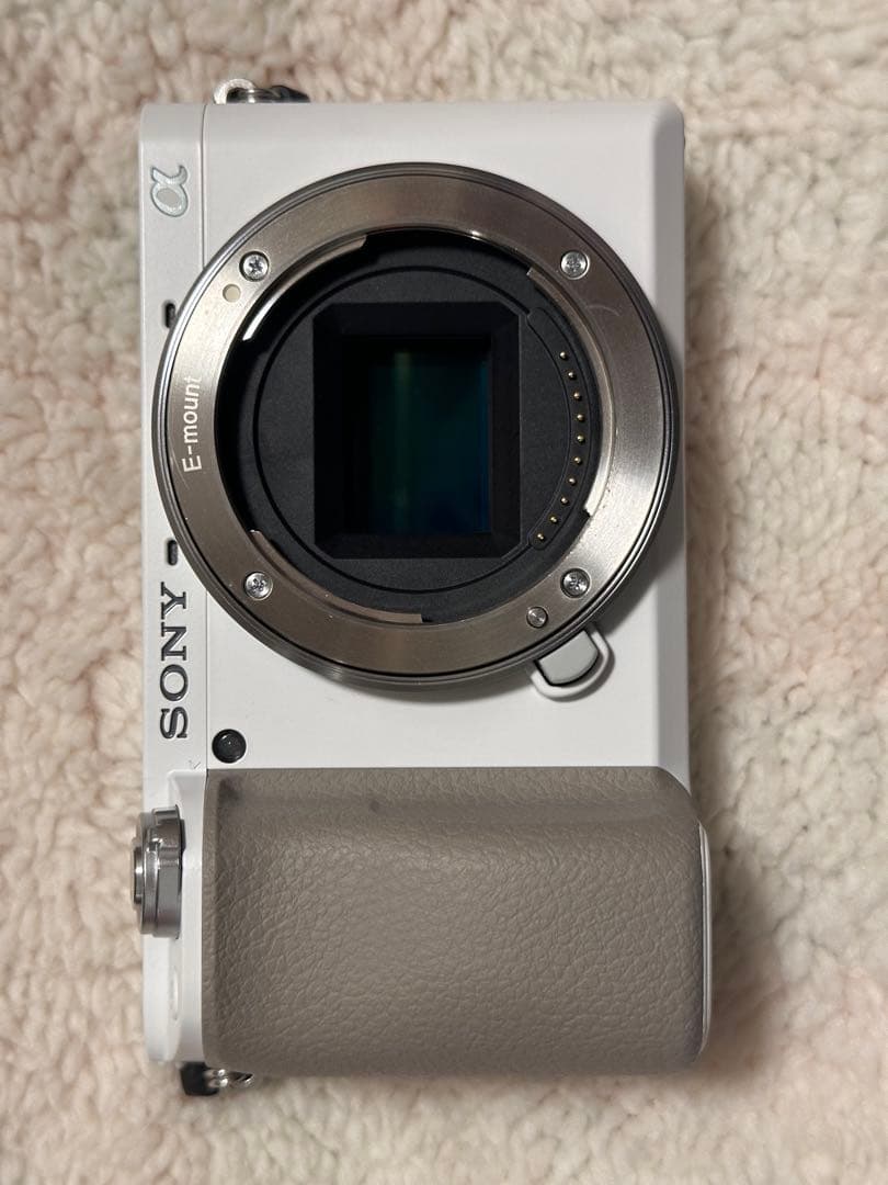 SONY α6100 ホワイト ダブルズームレンズキット