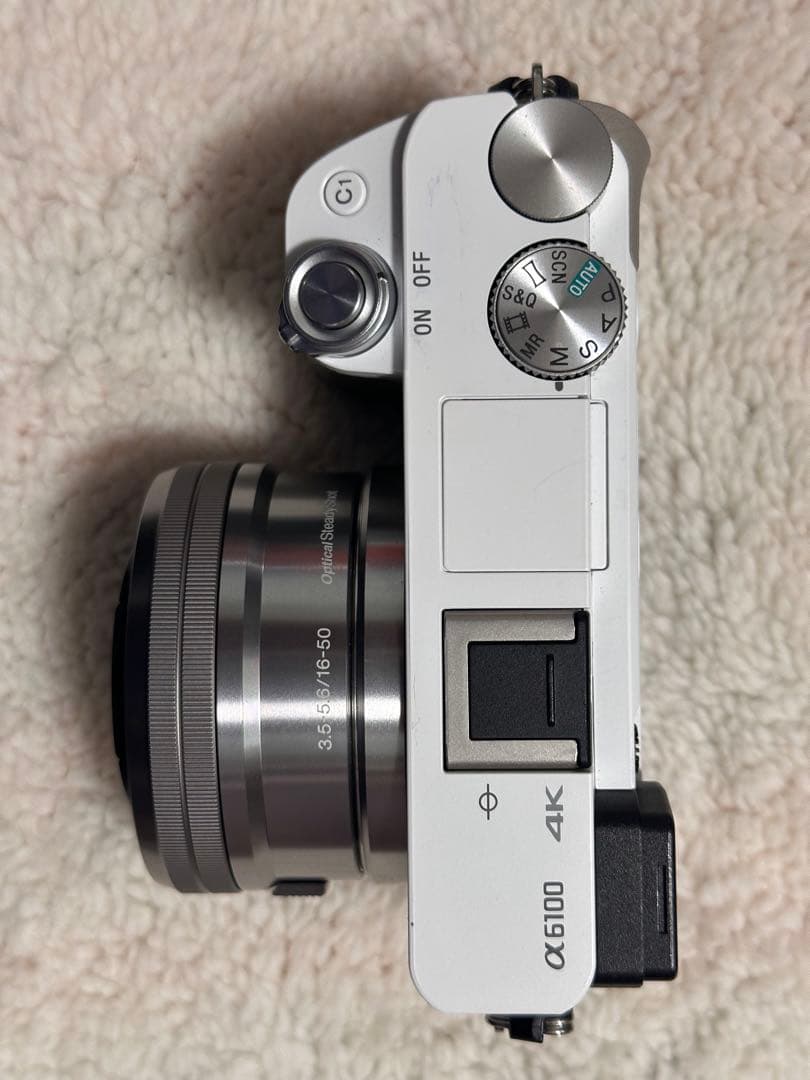 SONY α6100 ホワイト ダブルズームレンズキット