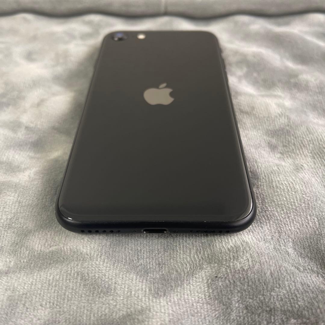 【美品】iPhoneSE (第2世代) ブラック バッテリー85% SIMフリー