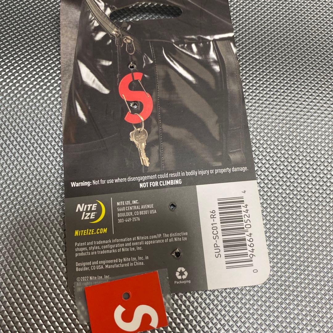 Supreme S Logo Keychain ブラック　カラビナ　黒　美品