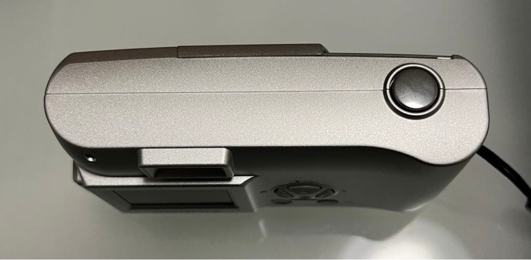 CAMEDIA C-2 ZoomとプロテクターPT-011