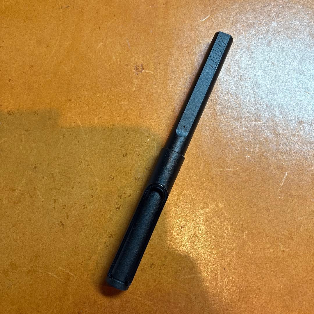 V*p様 iPad用ペンシル LAMY Safari note+ ブラック　ラミ