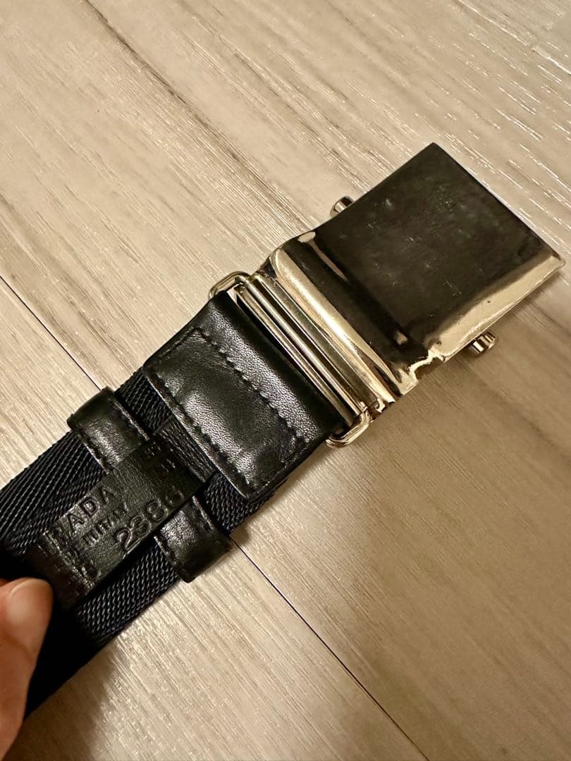 期間限定お値下げ中！PRADA ブラックナイロンベルト サイズ238