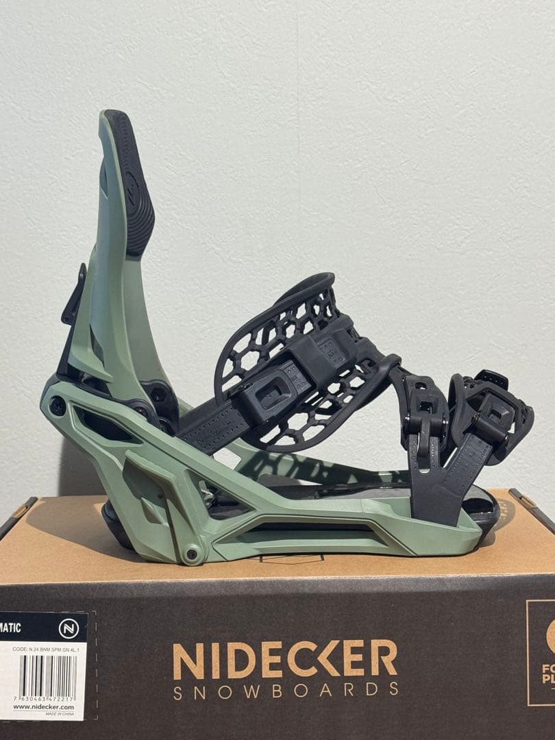 Nidecker スーパーマティック 23-24モデル Lサイズ