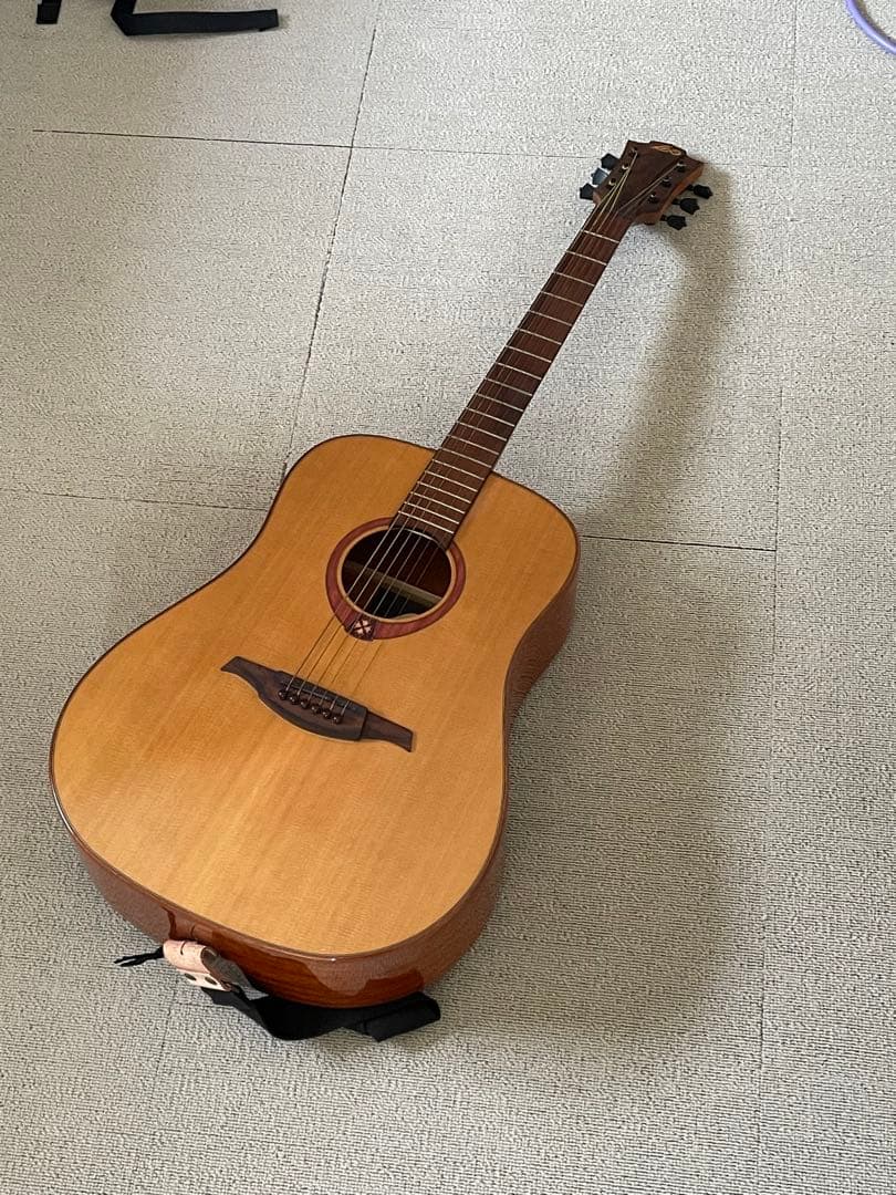 LAG Tramontane T100D アコースティックギター