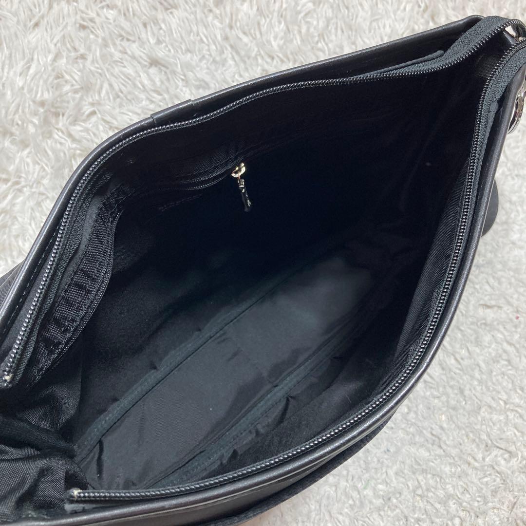 未使用級 バーバリーブラックレーベル ショルダーバッグ A4可 ナイロンチェック