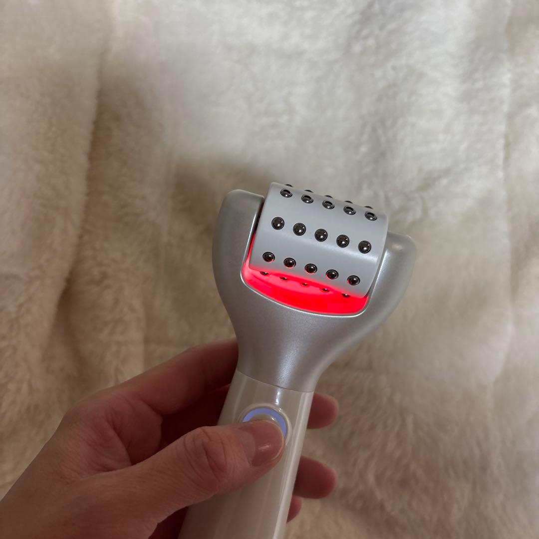 CELORAセロラバイペンタショット、ローラー式美顔器