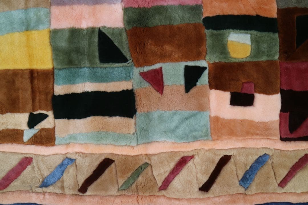 ムートンラグ．シーツ　140cm x 200cm 高級品