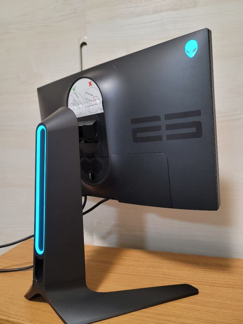 sk8ers　Alienware 24.5インチ ゲーミングモニター