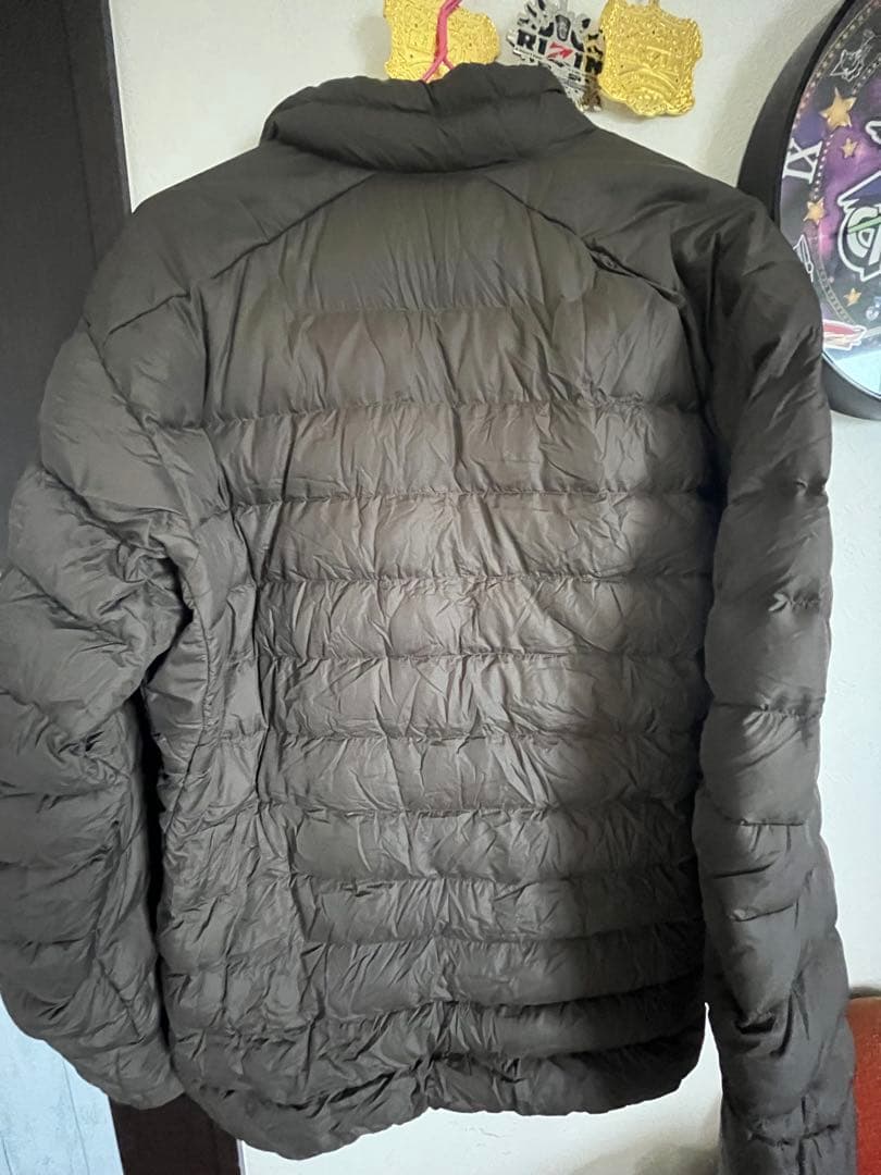 Arc'teryx ダウンジャケット ダークグレー