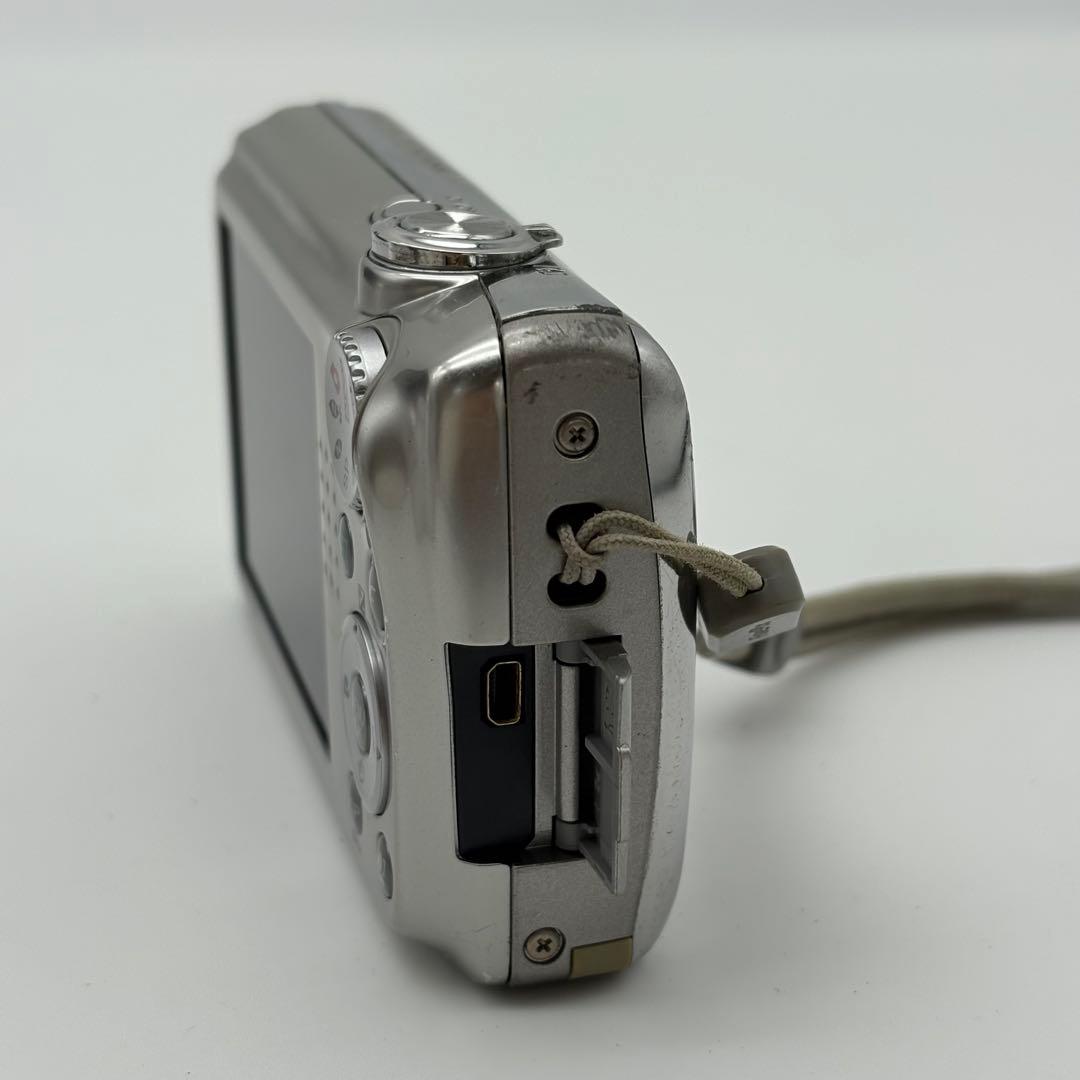 FUJIFILM FinePix F70 EXR デジタルカメラ 動作確認済み