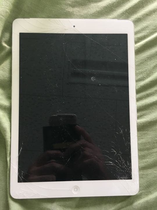 iPad Air 32GB 本体 【値下げ】