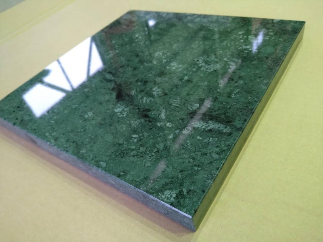 天然大理石　オーディオボード【エメラルドグリーン】350×300×25●5面磨き