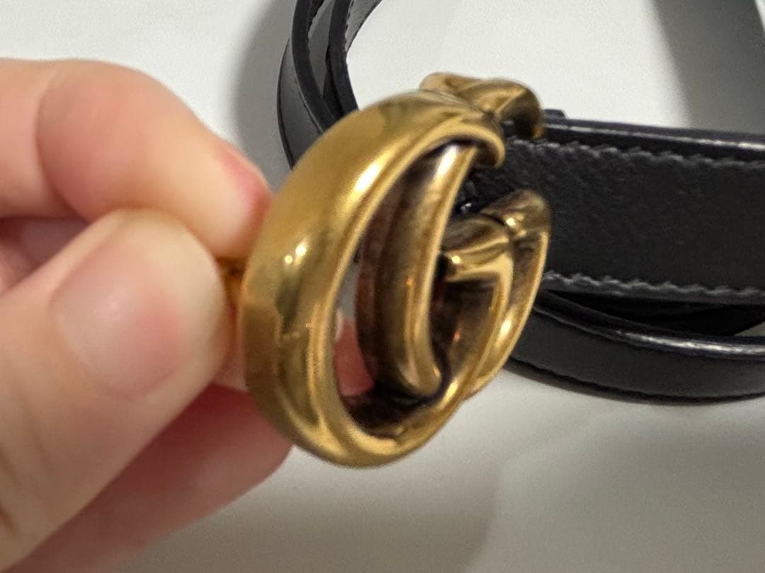 GUCCI ロゴ ブラックレザーベルト