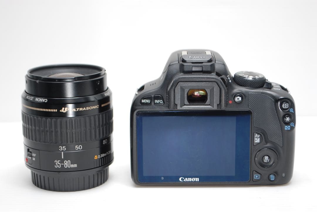 ❤️キャノンの中で最も軽いモデル❤️Canon kiss X7 シングルレンズ