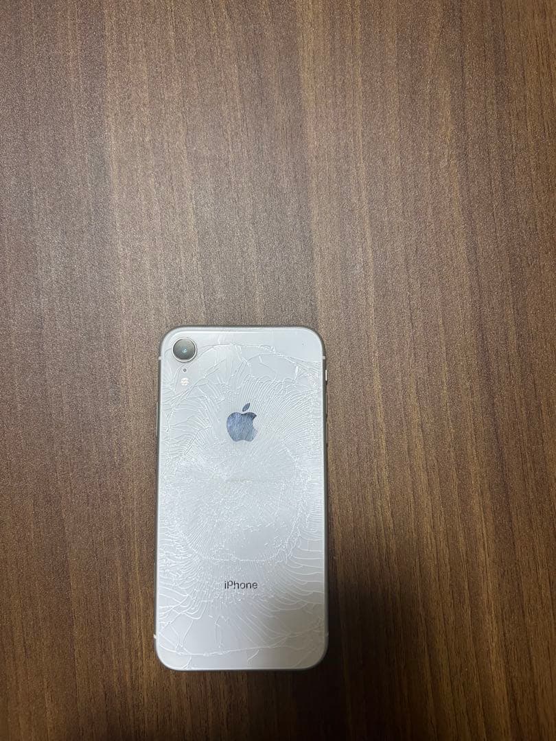 ［ジャンク品］Apple iPhone XR ホワイト