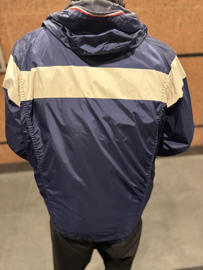 ②MONCLERナイロンジャケット ネイビー・ベージュ※モデル170cm