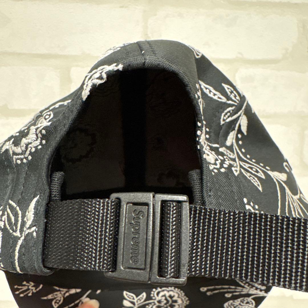 supremeキャップ花柄