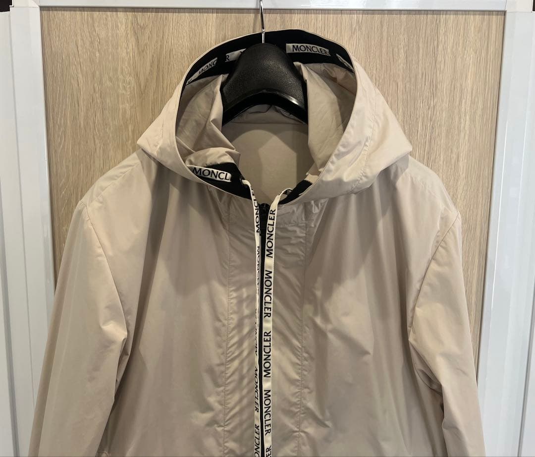 モンクレール　ナイロンパーカー　サイズ1 ベージュ　カルレス