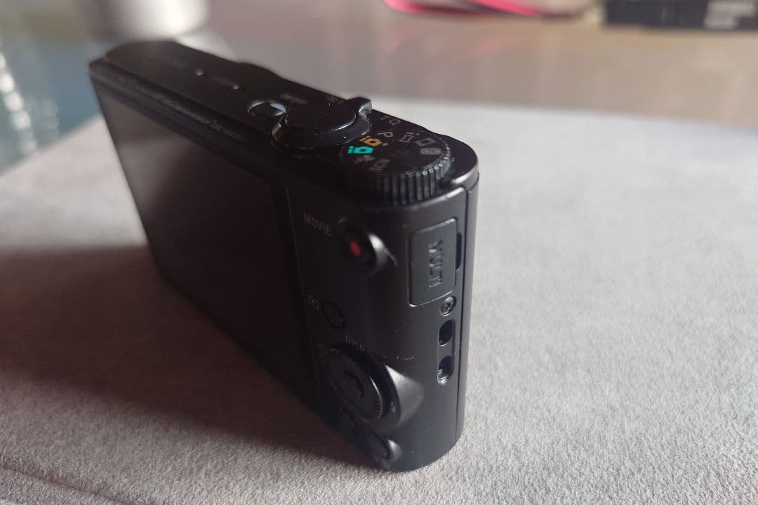 ソニー　SONY Cyber-shot DSC-WX300