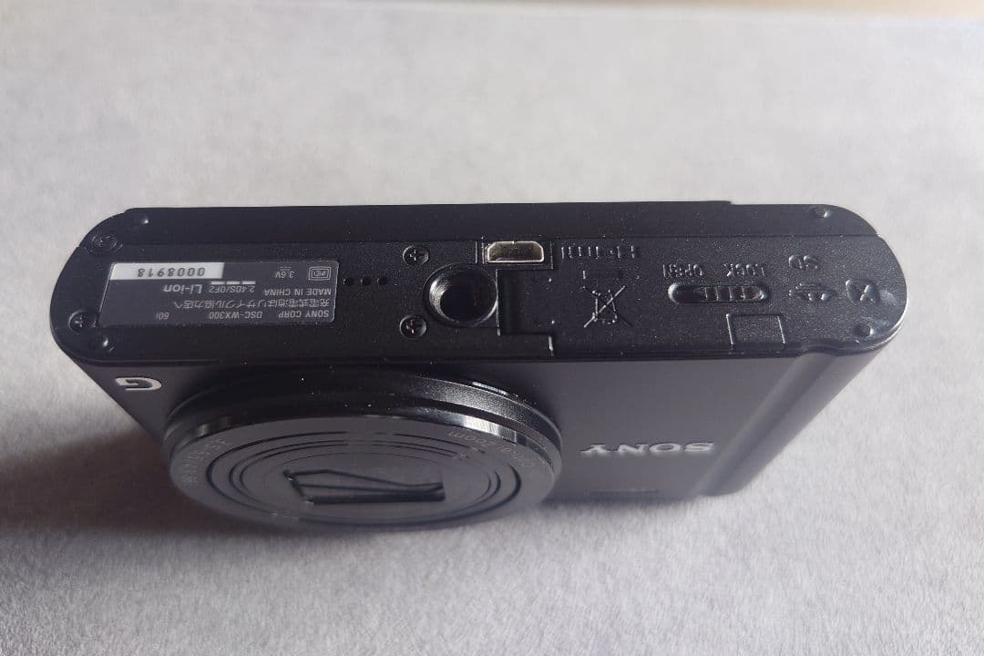 ソニー　SONY Cyber-shot DSC-WX300