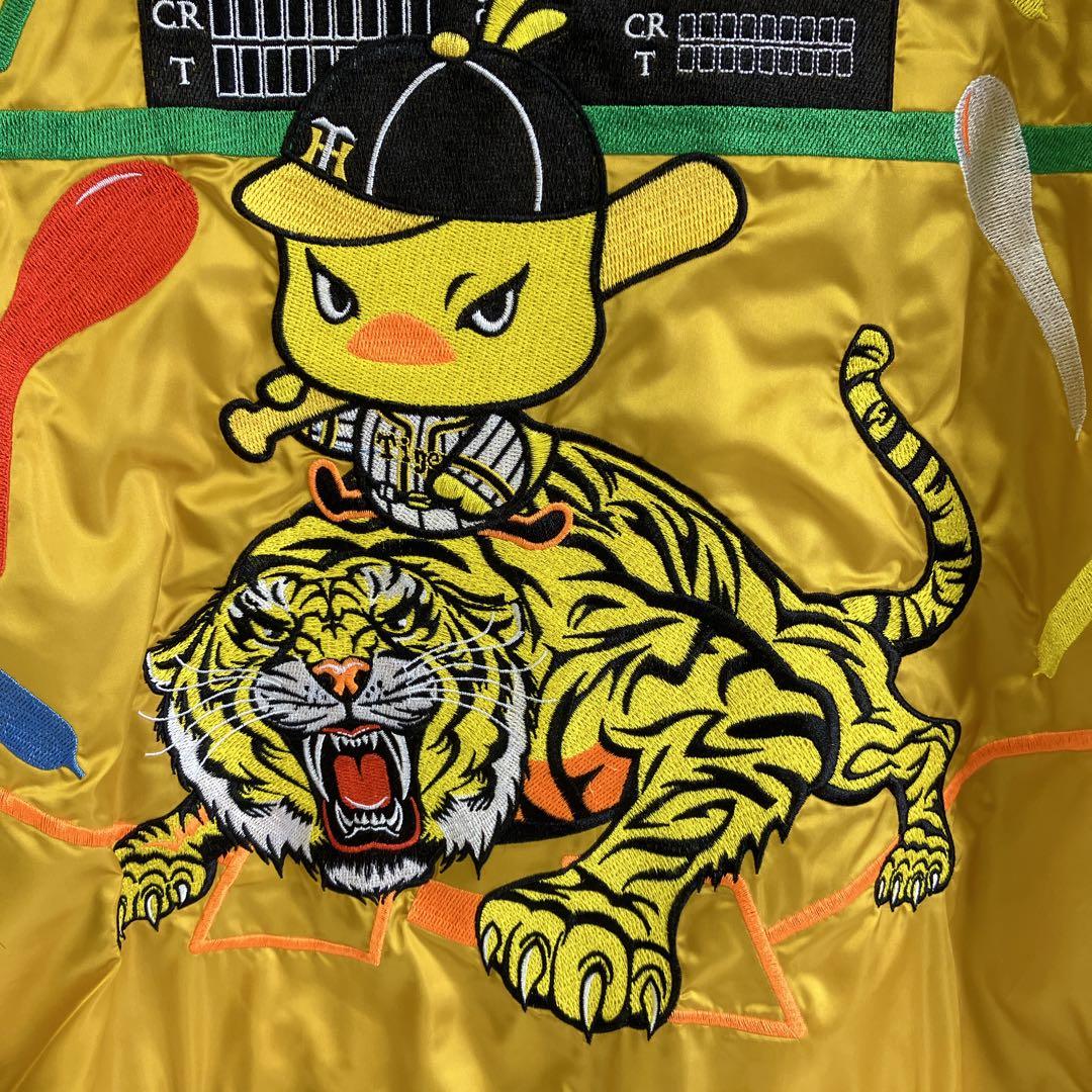 阪神タイガース×日清チキンラーメンオリジナルスカジャン 選手サイン入り