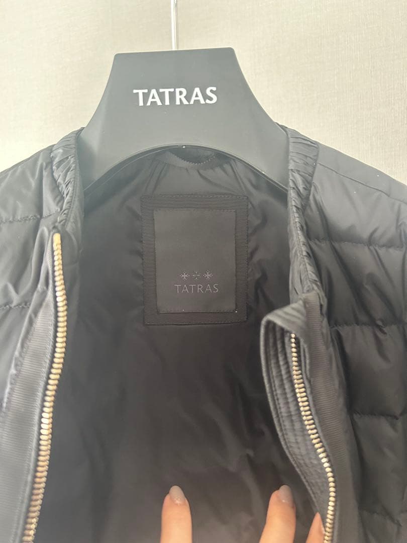 TATRAS 未使用　早い者勝ち　超美品　ダウンジャケット　ウィメンズ