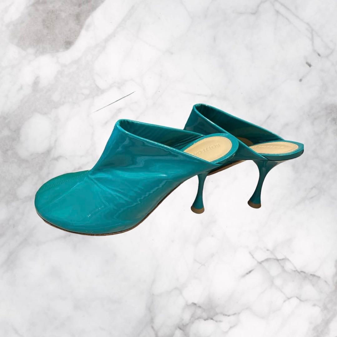 新品未使用　ボッテガ　べェネタ SOCK ドットミュール パテントレザー 9cm