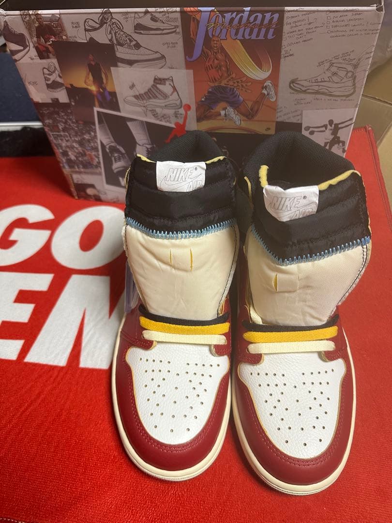 UNION × Nike Air Jordan \"Chicago/Shadow\"