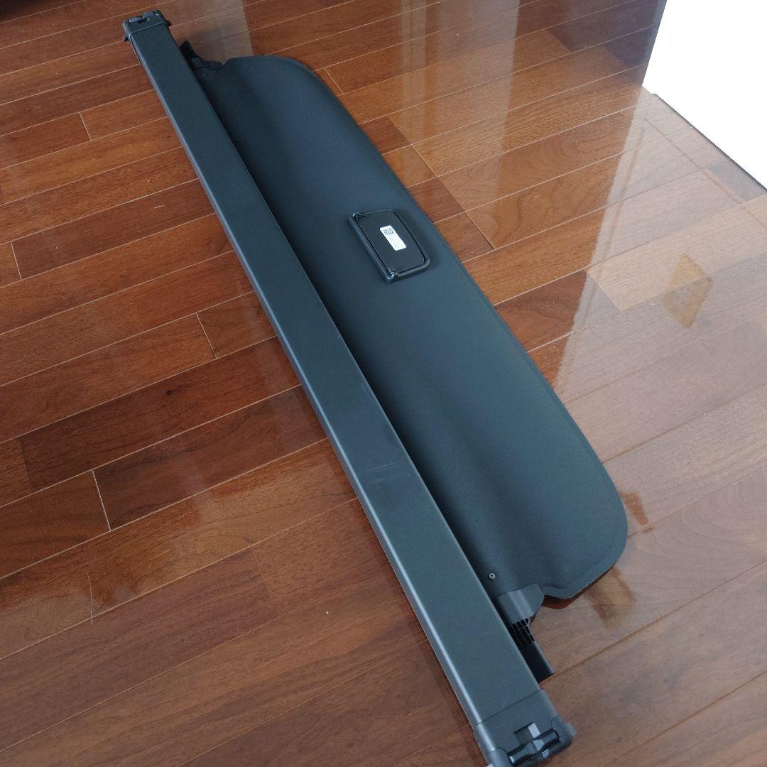 ボルボ VOLVO V60 2025年製 トノカバー