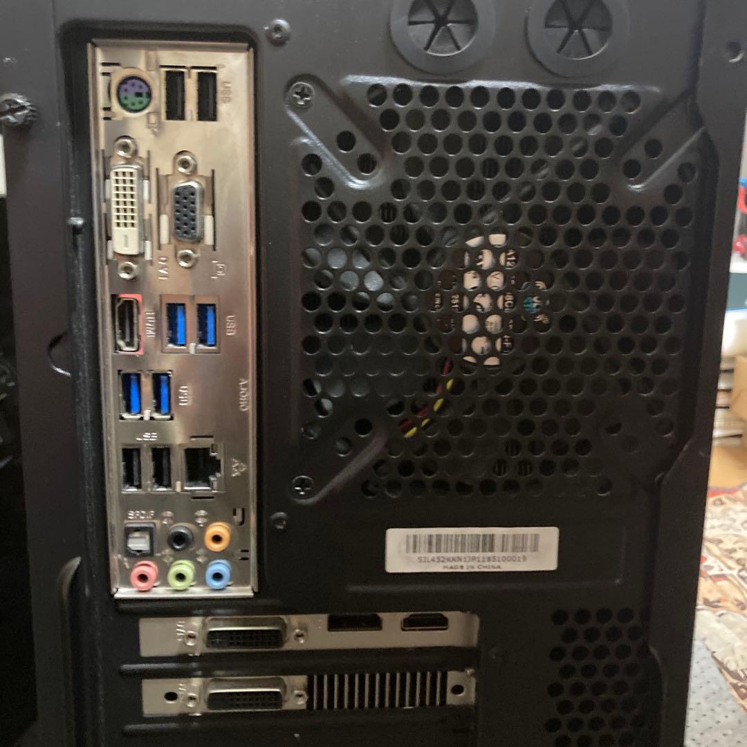 ゲーミングPC/Core i7 4790k/ gtx 960