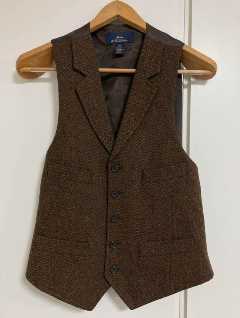 Brooks Brothers（ブルックスブラザーズ）のヘリンボーン柄ベスト