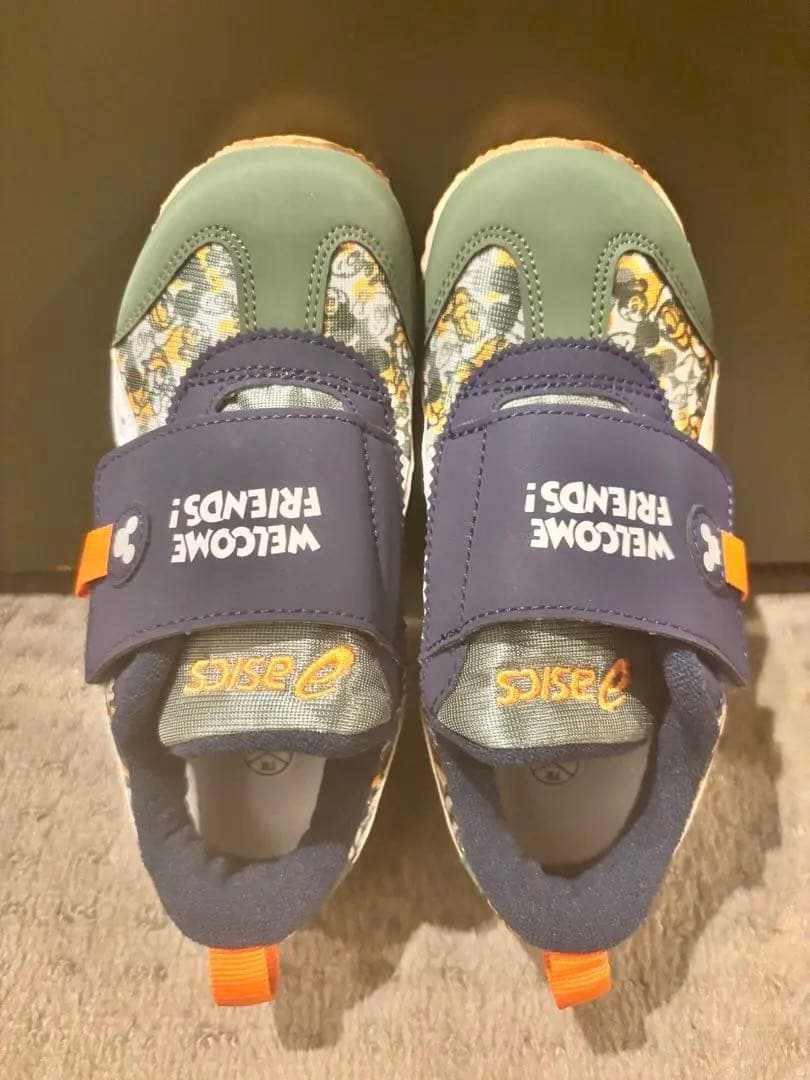 アシックス　スクスク　18センチ　ディズニー　ミッキー　ベージュ　未使用　靴