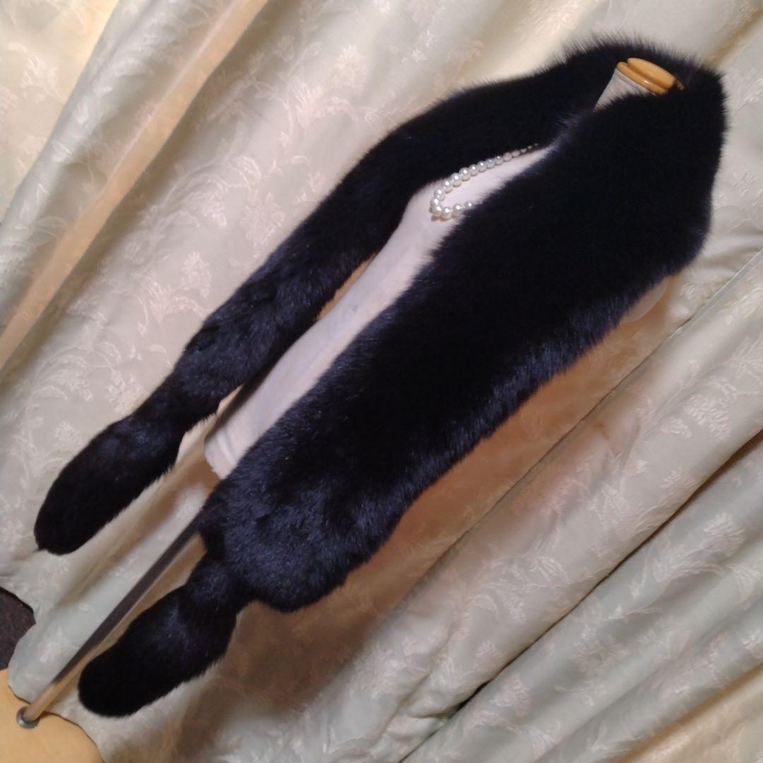新品未使用✩ボリューム有✩ブルーフォックス✩ファーマフラー✩留め具有✩全面ファー