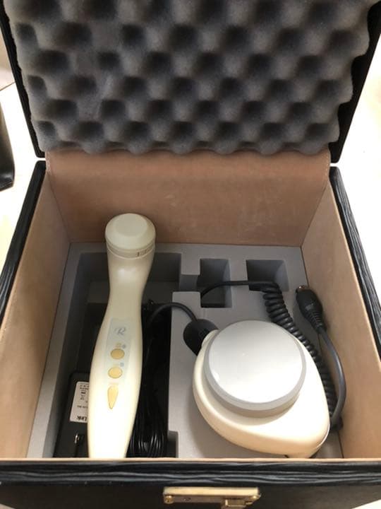 動作良好　ほぼ未使用　テクノリンク　リシェス　美顔器　ボディケア