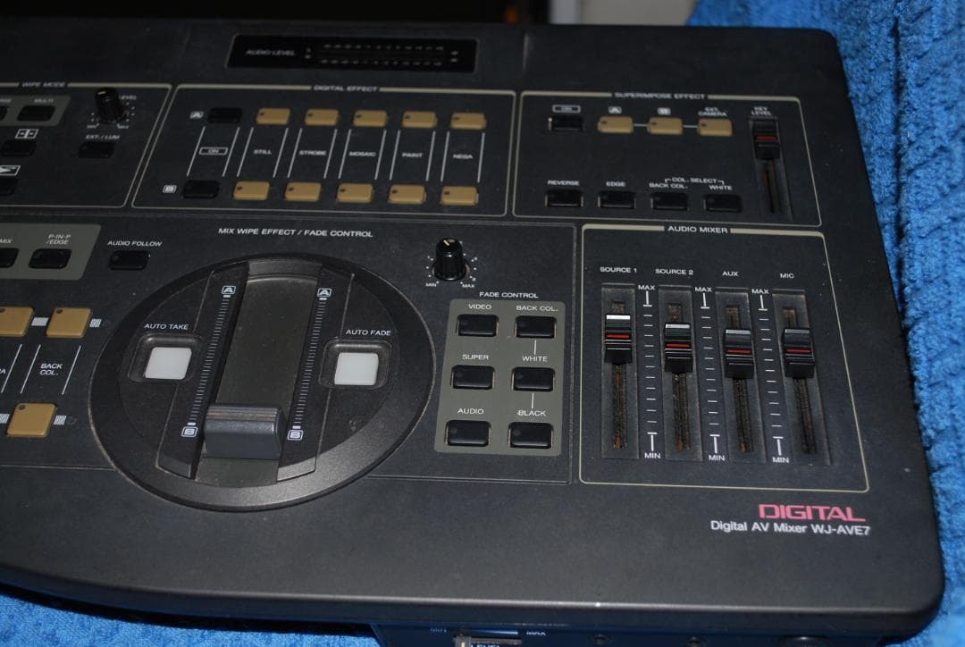 PanasonicデジタルAVミキサーWJ-AVE7中古ジャンク品の出品です。