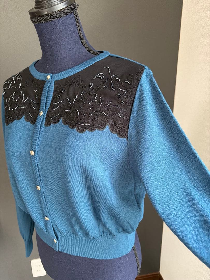 新品　モラビトスペル ビジュービーズ　カーディガン　40 カタログ掲載品