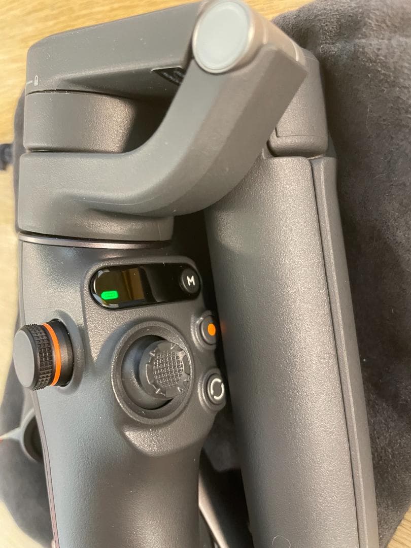 【未使用に近い】DJI Osmo Mobile 6 スマホジンバル／付属品完備