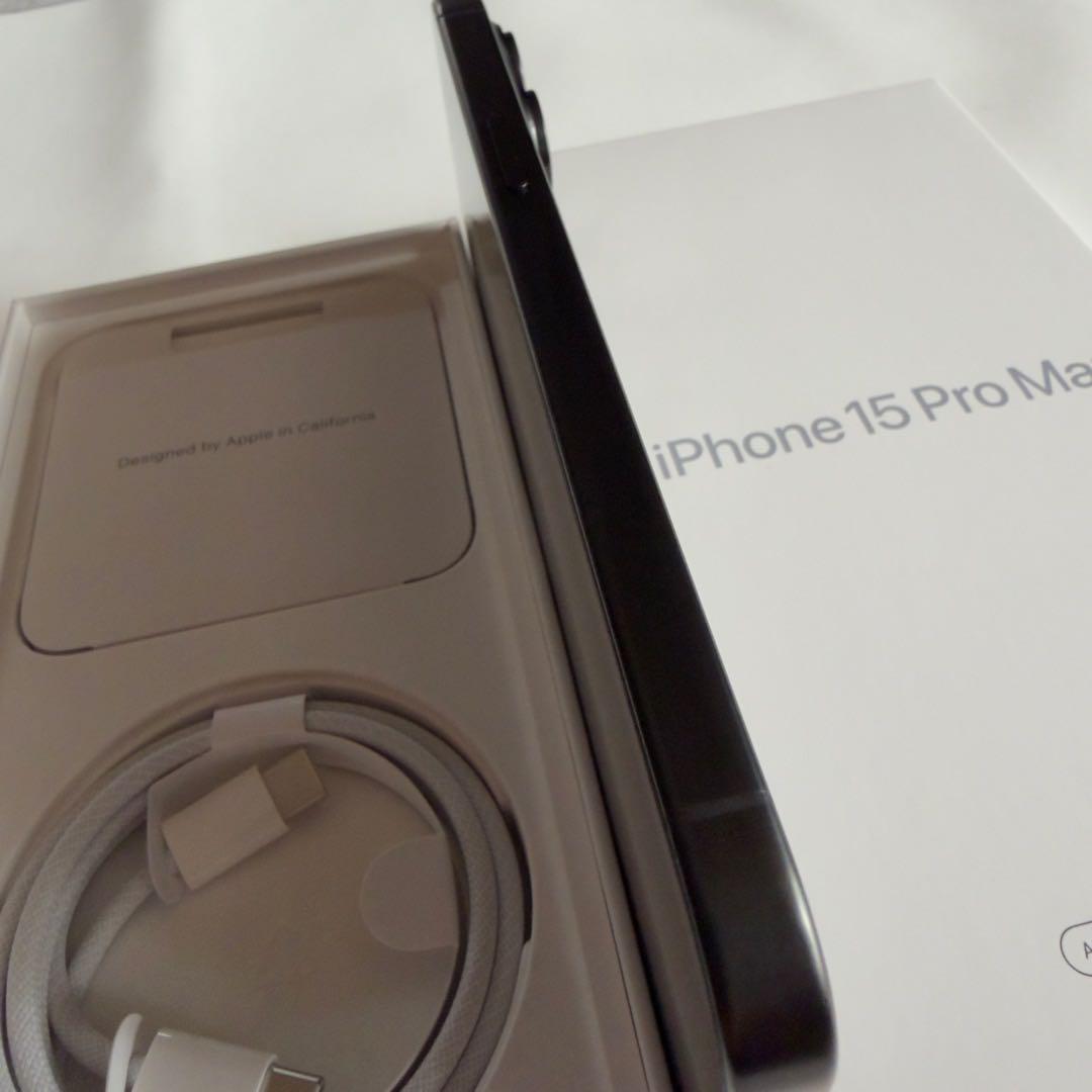 iPhone 15 Pro Max 512GB 本体 Apple