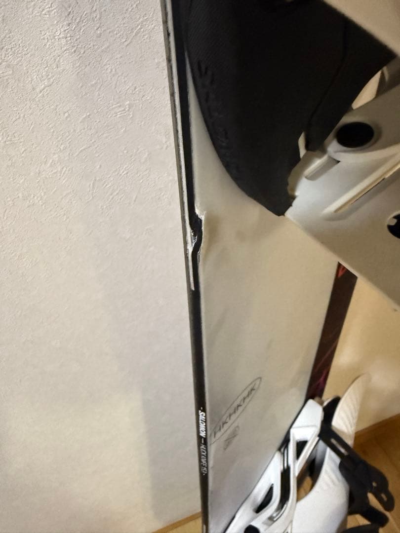 23-24サロモンハックナイフスノーボードSALOMON ホログラム 付き⠀