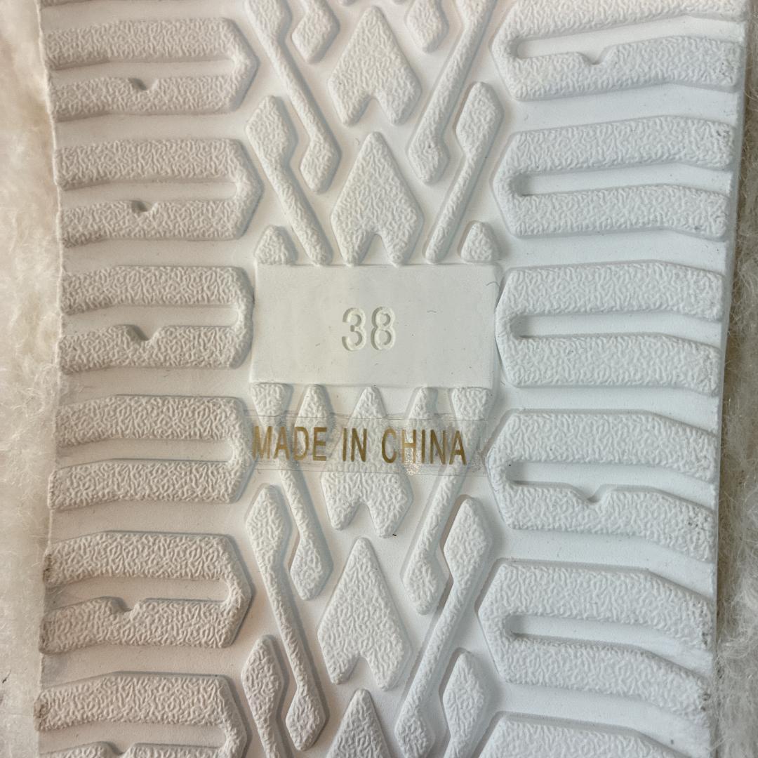 新品 ツルバイマリコオイカワ♡Hope ボリュームファー フラットサンダル 38