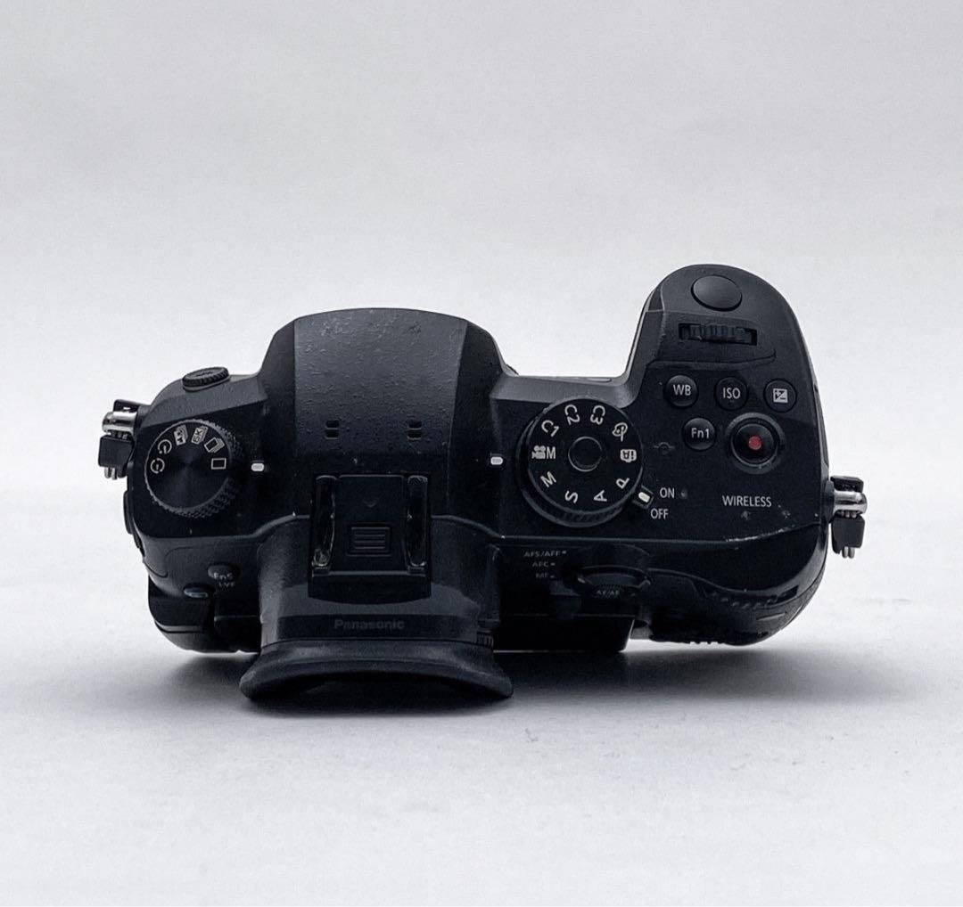 【並品】Panasonic パナソニック DC-GH5 レンズ付き