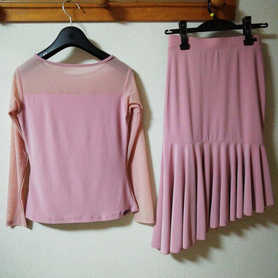 ジャンテイ　ピンクセットアップ　ラテンドレス　トップス&スカート未使用品