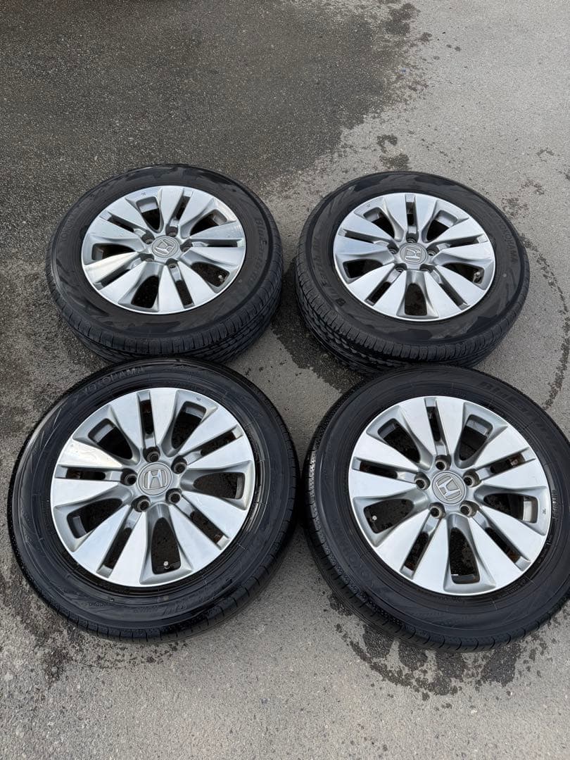 ステップワゴンRK5 後期純正16インチ