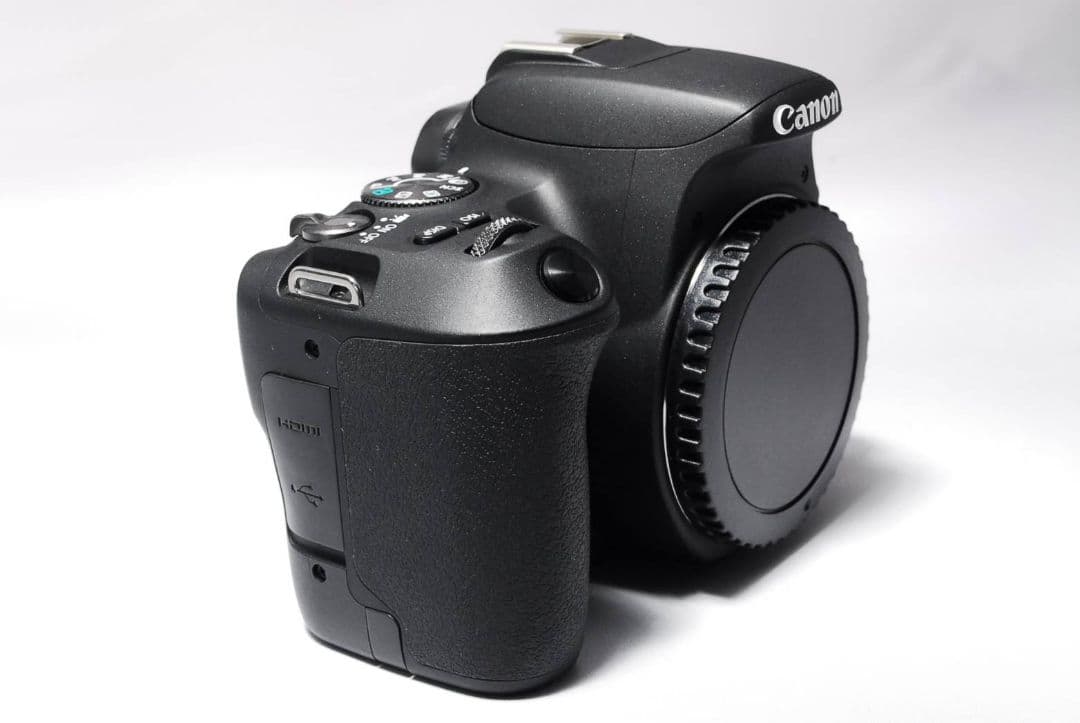 ♥スマホ転送OK♥Canon Kiss X9♥ 高画質＆軽量 高性能レンズ付