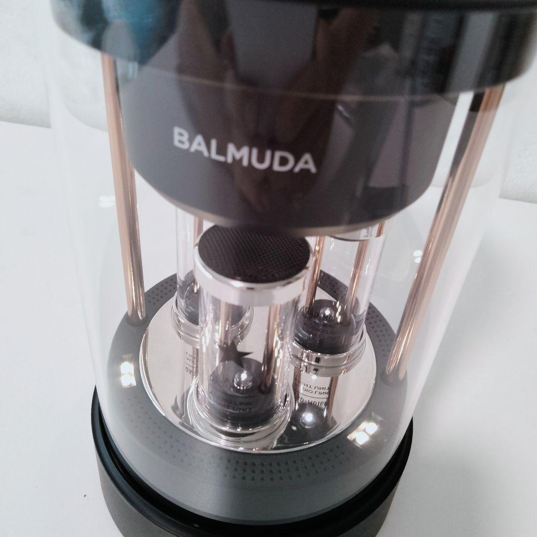 バルミューダ　BALMUDA　M01A-BK ワイヤレススピーカー　562
