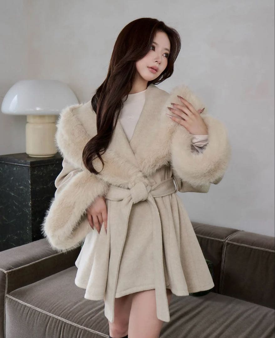 Darich ダーリッチ　ウエストベルトプリンセスラインコート　ベージュ　BEG